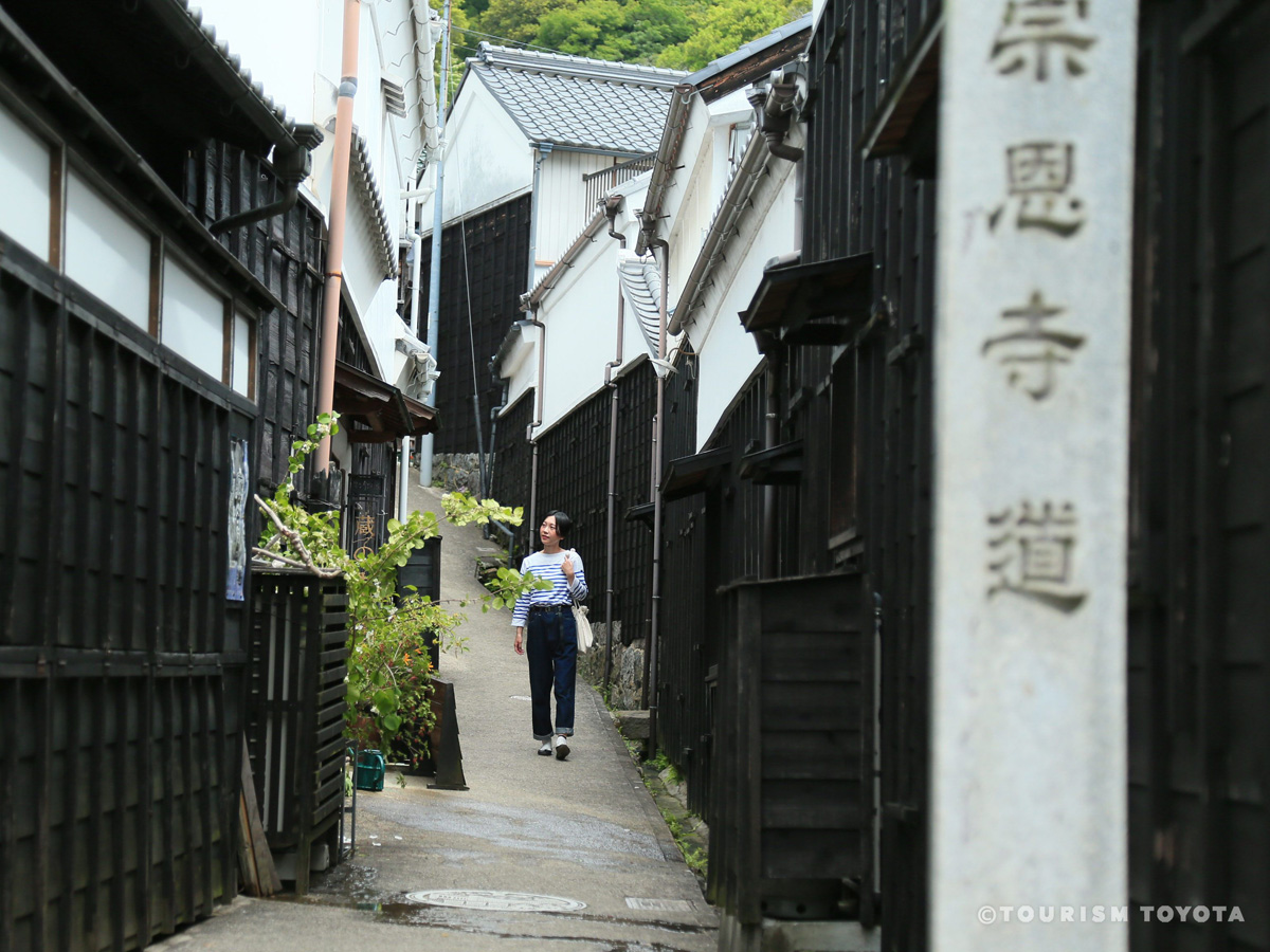 マンリン小路