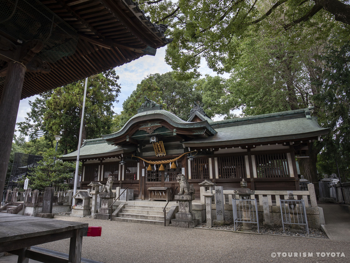 挙母神社