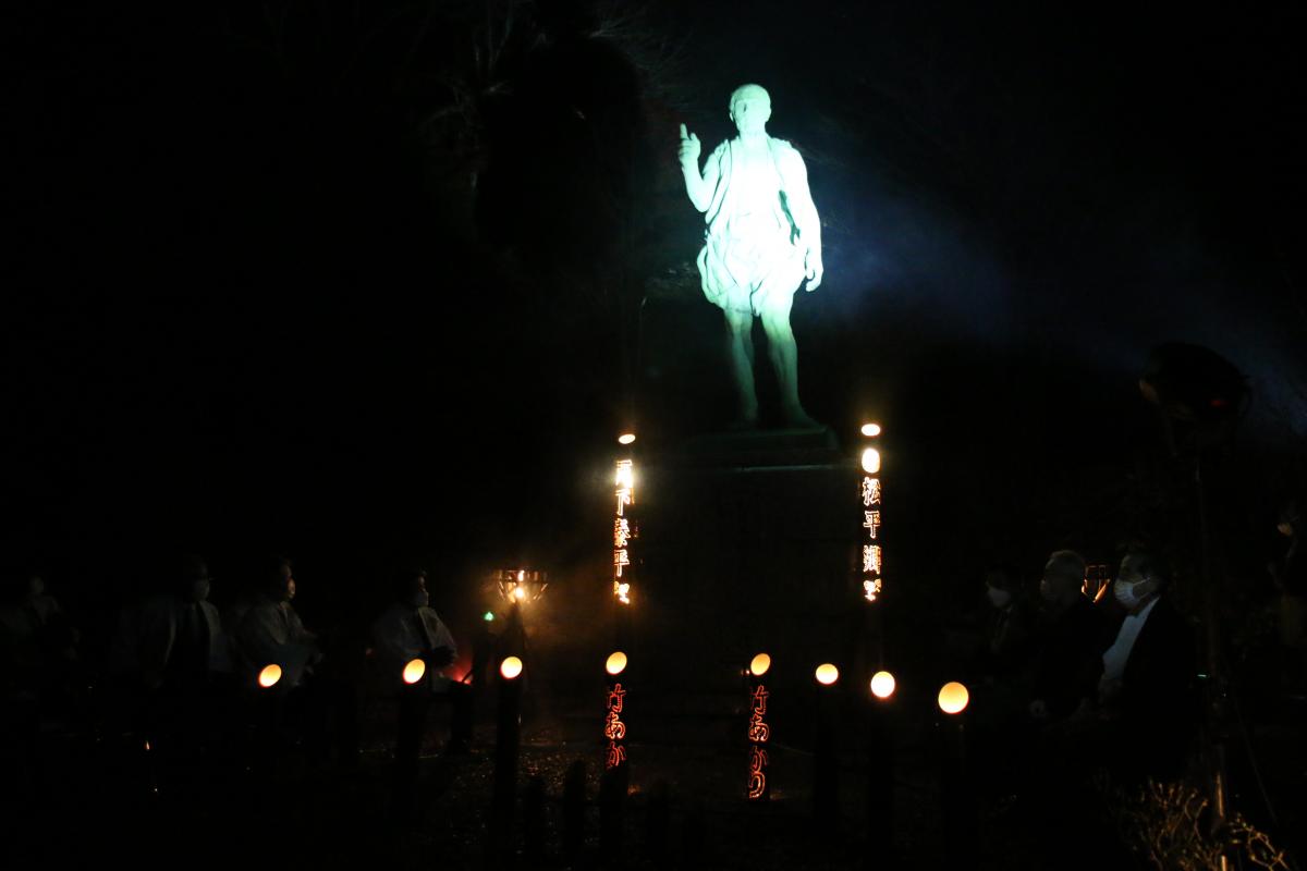 松平郷天下泰平の竹あかり