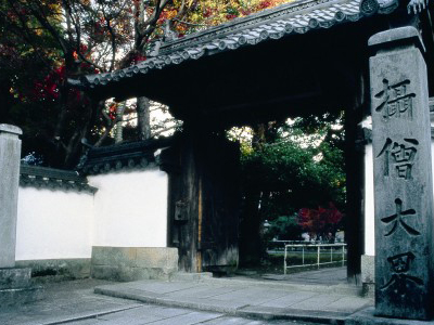 昌光律寺