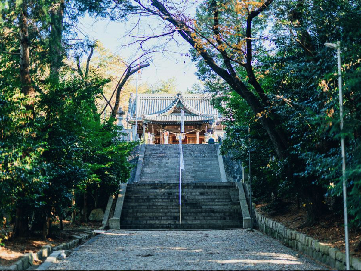 八柱神社