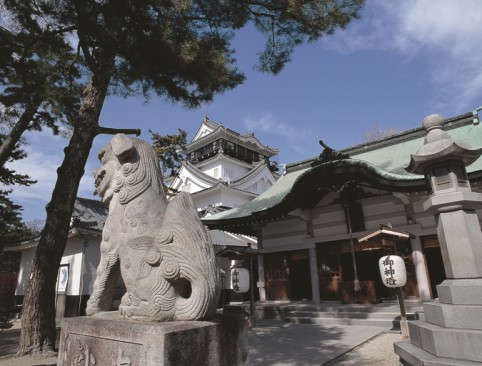 龍城神社