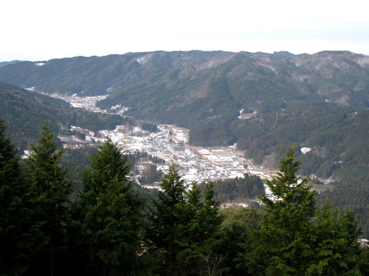 夏焼城ヶ山元旦登山