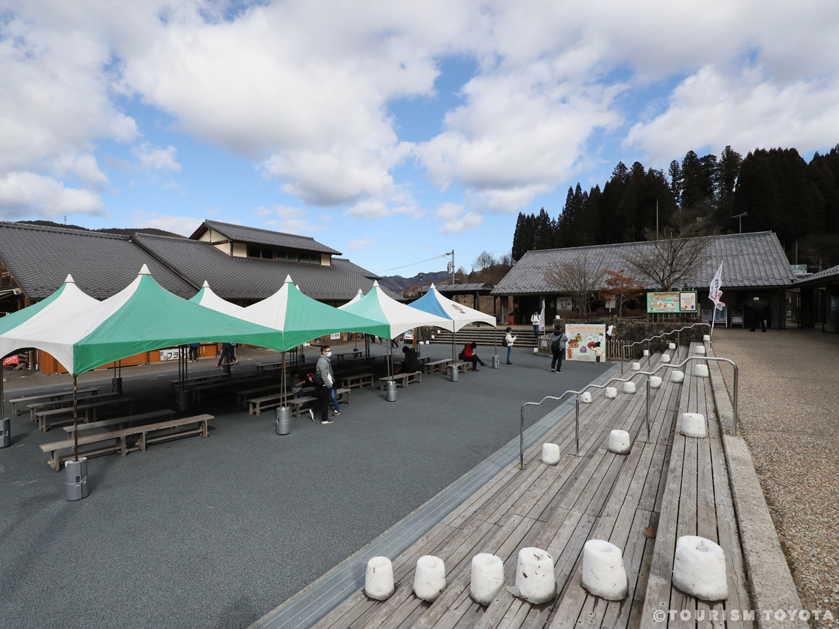 道の駅どんぐりの里いなぶ　大判焼き