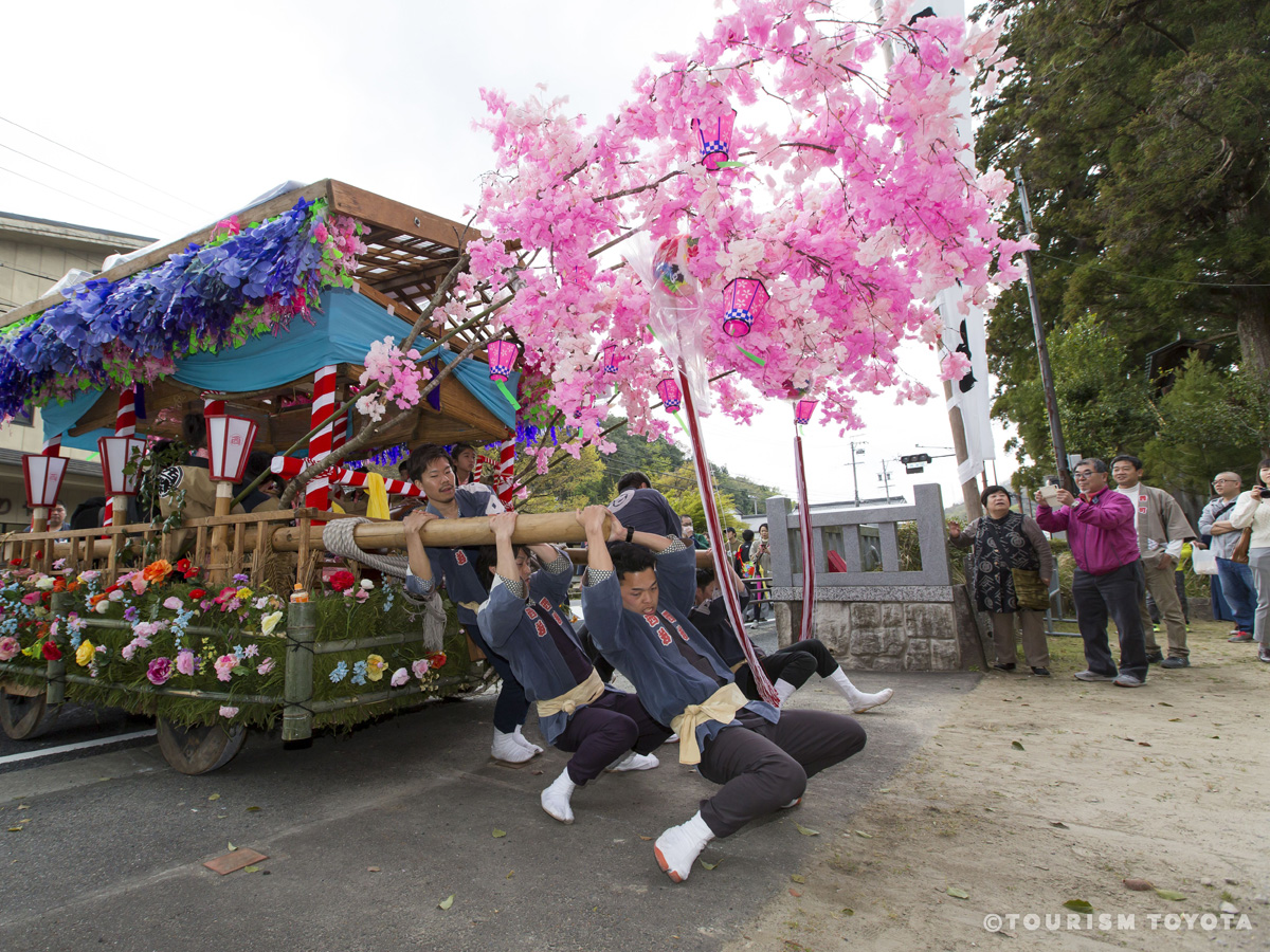 足助春まつり（足助神社例祭・重範祭）