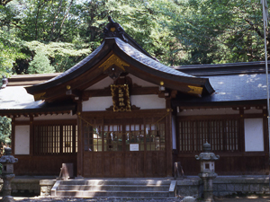 足助神社