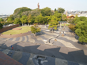 森前公園の瓦庭