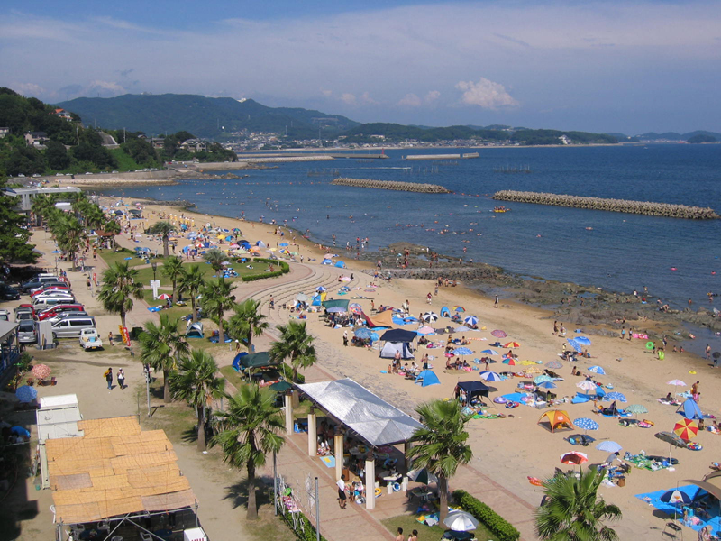 海水浴場オープン